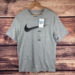 Nike Dri-FIT Men’s Swoosh Graphic T-Shirt Gray Black Logo M CZ9724-063 NWT