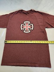 Vintage Independent Shirt Red Men Medium Trucks Iron Cross Skater 90s Y2K