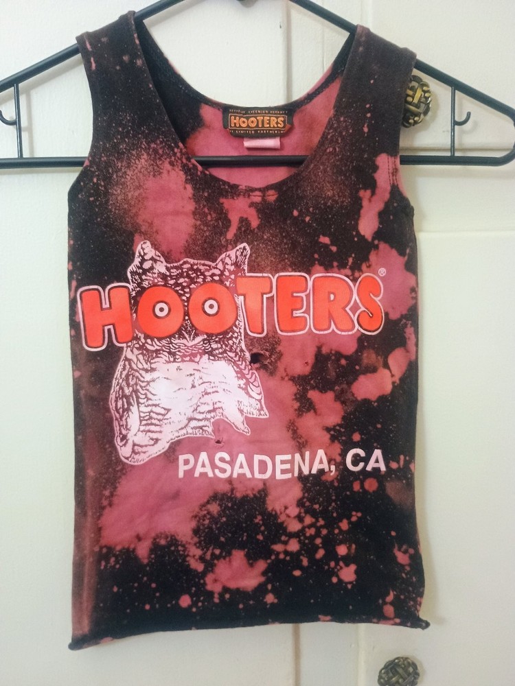 Hooters Cropped Tank Top Pasadena Black Pink Bleach Tie Dye Owl Womens XX-Small