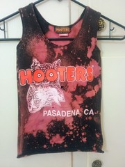 Hooters Cropped Tank Top Pasadena Black Pink Bleach Tie Dye Owl Womens XX-Small