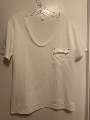 Men’s White Stretch Deep Scoop Neck T-Shirt Flap Pocket Boxy FIt Size Small NWOT