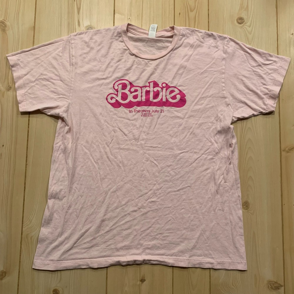 Barbie Movie Film Promotional In Theaters July 21 2023 Mattel Pink T-Shirt L