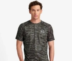 NWT Kenneth Cole Men’s Crew Neck Shirt LG Active Camouflage Black Camo