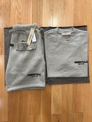 Essentials Set T-shirt and Short in Dark Oatmeal (size XS)