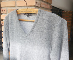 In The Attic Japan Gray Gredient V Neck Polyester T Shirt Sz JP/M , US/S