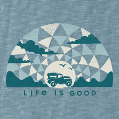 LIFE IS GOOD SS Shirt Slub Tee TRIPPIN SUV Jeep Road Trip Chest51in Mens XL