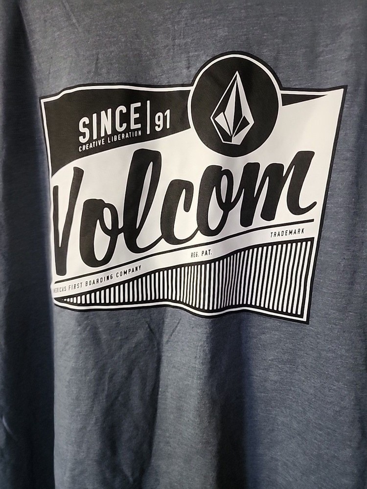 VOLCOM Stone Skate Surf Snow Logo Tee Shirt Men Large New Excellent B15 Beach