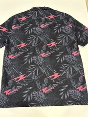 VIE + RICHE Men’s Short Sleeve button shirt SIZE L