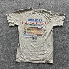 NCAA T-Shirt Mens Size M Gray 2006 College World Series Omaha Baseball Graphic