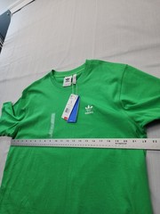 New Men’s Adidas Trefoil Essentials Tee Shirt Size Large Mens Energy Green