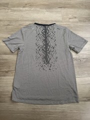 Nike Dri-FIT ADV Running Division Techknit Shirt Tan Men Size Small DQ4778-011