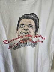 Vintage Ronald Reagan US Political Campaign Tee Medium America Real President
