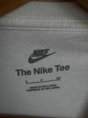Nike “Just Do It” Graphic T-Shirt – White – Men’s Small