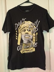 Outrank Don’t Run Up on Me Men’s Small Black Short Sleeve T-Shirt.