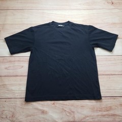 Uniqlo U Shirt Mens Medium Black AIRism Cotton Polyester Relaxed Basic Tee
