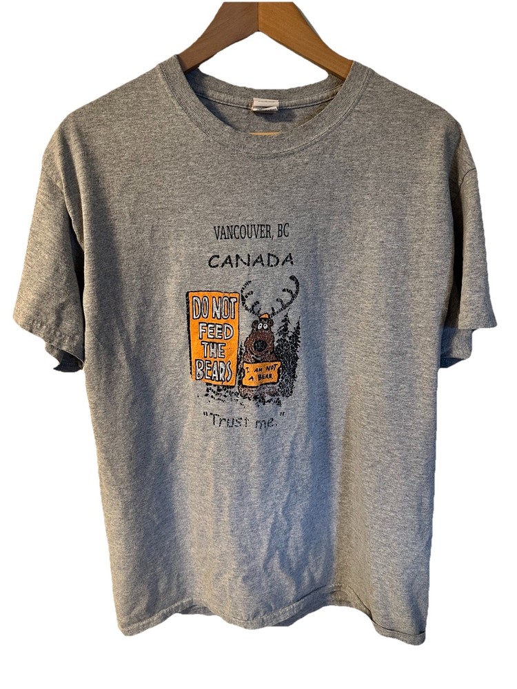 Vintage 90s Y2K Funny Vancouver Bears Canada Faded