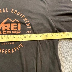 Vintage REI Co-op T-Shirt Men’s L Black Tent Packs & Trail Supplies Graphic