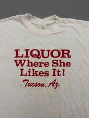 Vintage 70s Liquor Where She Likes It Shirt White Humor Bar Tee True XL