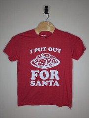 I Put Out For Santa T Shirt Adult Large Gildan Red Christmas Holiday Cookies
