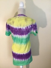tie dye t-shirt S . Multi-colored . SOME COLORS MIXES WHERE NOT INTENDED.