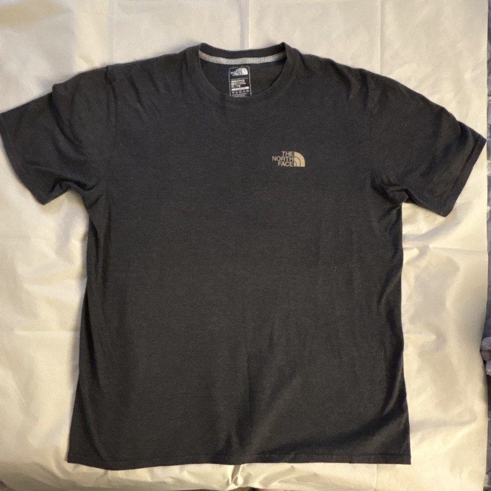 The North Face Men’s XL/TG Big & Tall Gray Graphic Logo T-Shirt Classic Fit