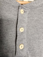 Goodthreads Long-Sleeve Waffle Henley Shirt in Gray Size M