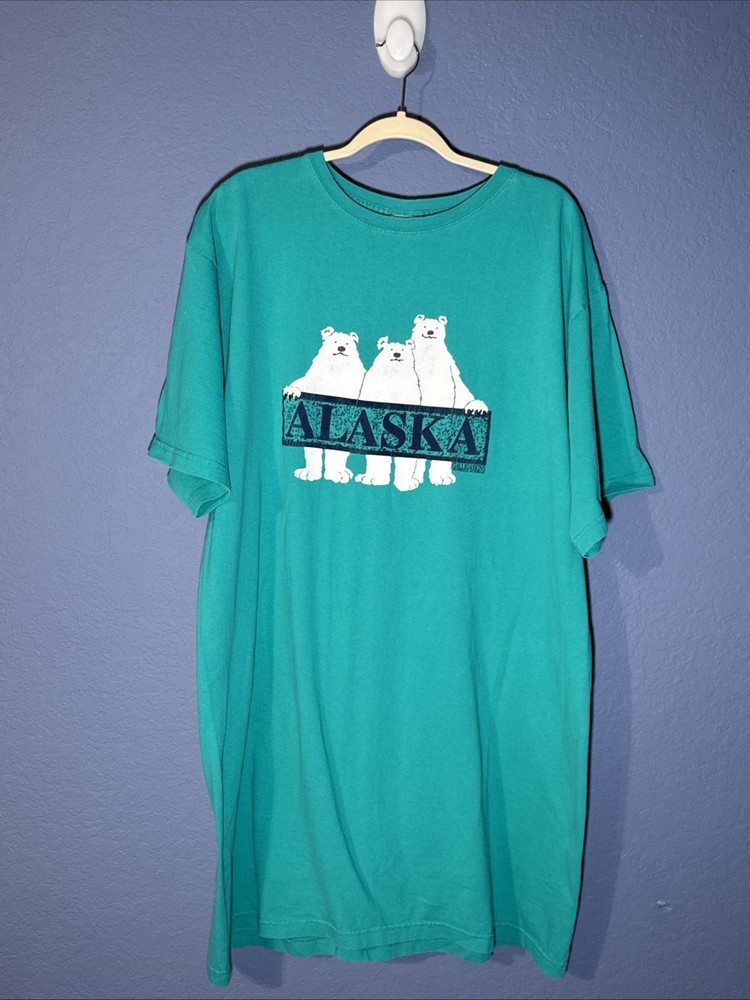 Vintage 90’s OSFA Galligaskins Juneau Alaska Sleepshirt RARE Oversize Polar Bear