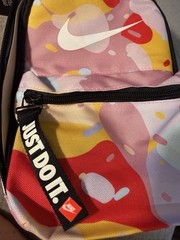 Nike Women’s Blck Dri-FIT Pro Athletic Shirt Size L & New Nike Lunchbox Nice Set