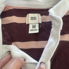 BDG Men’s T shirt Size Medium Long Sleeve Striped Knit Cotton Purple Pink White