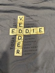 Eddie Vedder Pearl Jam 2017 T-shirt Evolve XXL
