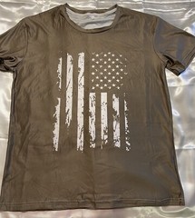 Men’s Distressed US Flag Short Sleeve Shirt, Size XL