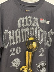 Size L New York Knicks Nike NBA Champions Crystal Rhinestone T Loose Fit Black