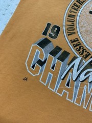 University of Tennessee 1998 National Championship Orange Shirt NO TAG FITS MED