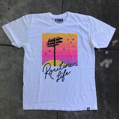 Routine Men Large Short Sleeve Shirt White Baseball Lights Birds