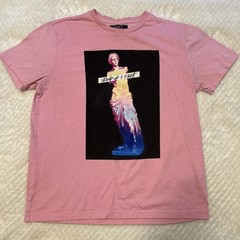 Y2K Style Forever 21 men paint T-shirt with image color pink size medium