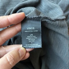 Vince Men’s Gray Long Sleeve Raglan T-Shirt L Large Crew Neck Minimalist Luxe