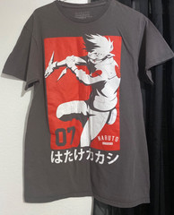 Gray Bioworld Naruto Shippuden Kakashi Team 07 Anime t-shirt Size Medium.