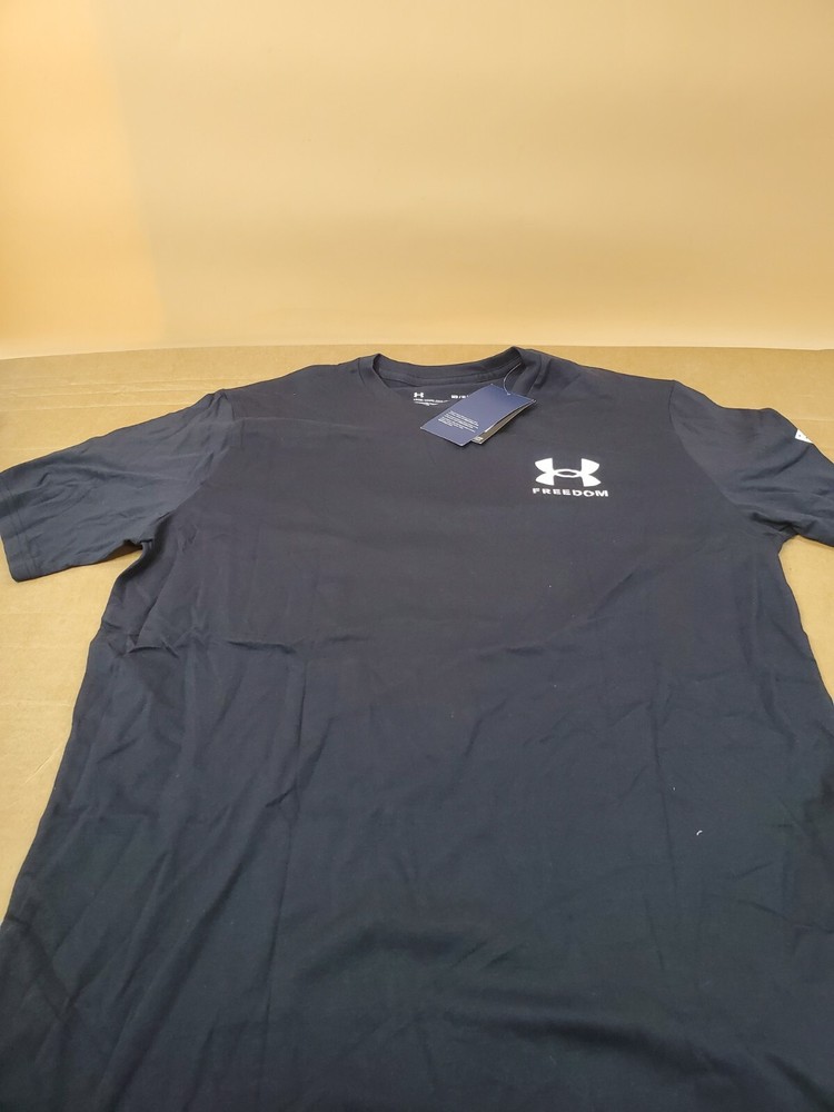 TWO UNDER ARMOUR Freedom Flag T-Shirt Men’s