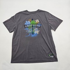 Disneyland Resort Embroidered Surf Team Men’s Shirt Size large Gray Short Sleeve