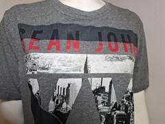 Vtg Sean John XX Gray Tee Size Large (fit more like M) New York City Skyscrapers
