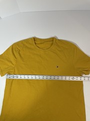 Tommy Hilfiger Men’s Yellow Solid Logo Crew Neck Short Sleeve T-Shirt Large
