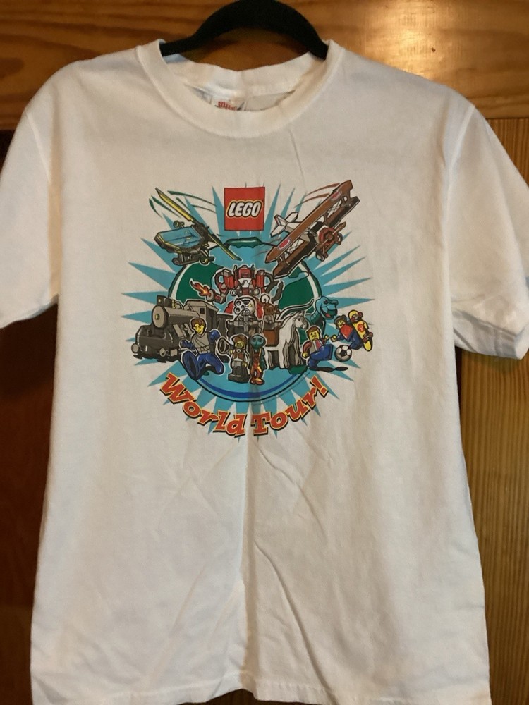 Vintage Legos 2001 World Tour Imagination Celebration Graphic T-Shirt. S(34-36)