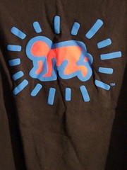 Keith Haring MoMA Exclusive Radiant Baby SPRZNY Uniqlo Single Stitch Shirt…