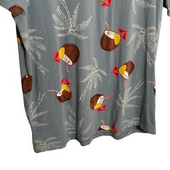 Free Planet Shirt Men’s Small Blue Coconut Vacation Resort Short Sleeve Casual