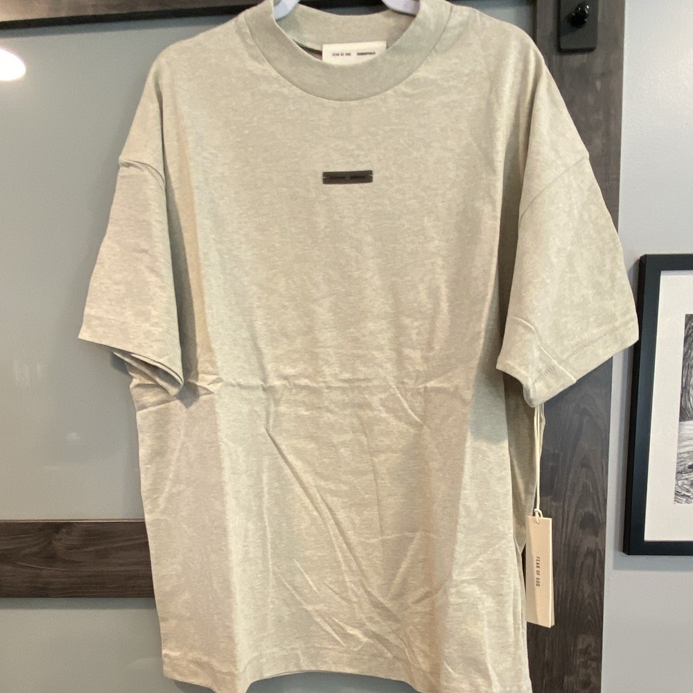 Fear of God Essentials Gray Logo Crew Neck Short Sleeve T-Shirt Men’s L