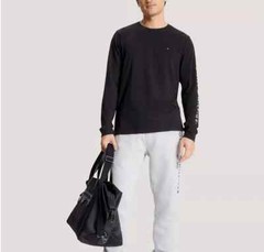 Tommy Hilfiger Men’s Black Flag Logo All Cotton Regular Fit Long Sleeve T-Shirt