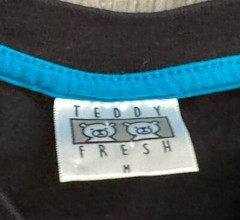 Teddy Fresh Graphic T-Shirt Stitched Button Eye Bear Men’s Medium Black