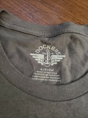 Dockers Men’s Graphic Logo Tee Short Sleeve Gray Size Small New With Tags