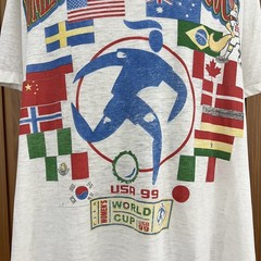 Vintage 90s Paper Thin FIFA Women’s World Cup USA Soccer Flags Graphic Tee XL
