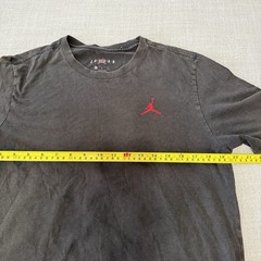 Air Jordan Back Printing Flying Man Retro Short Sleeve Distress Black Size L